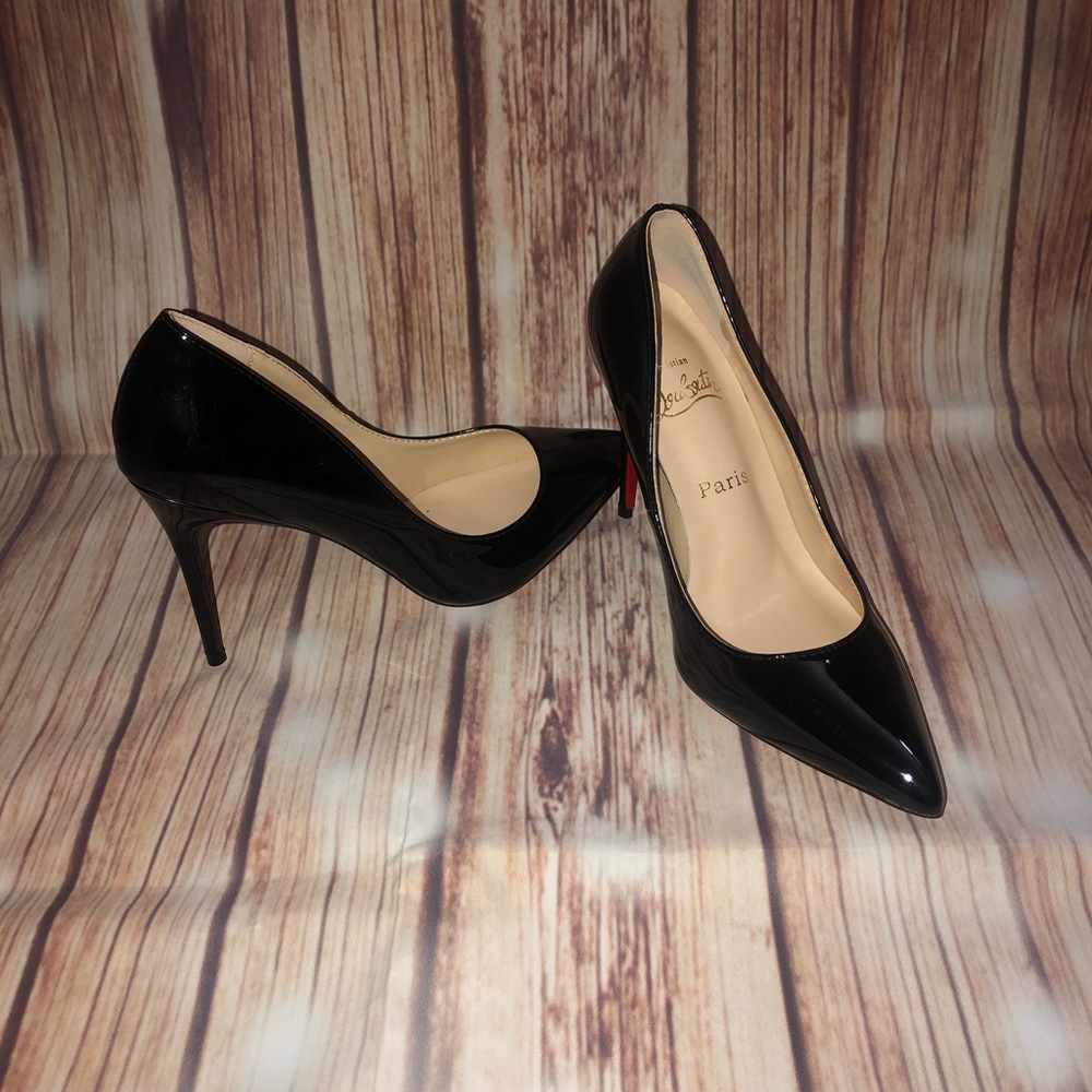 Brand new size 8 SOLD OUT